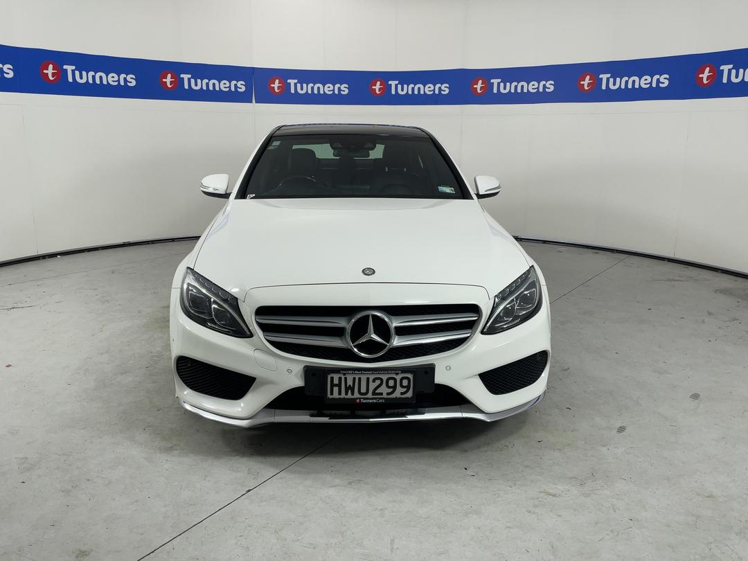 Photo '2' of Mercedes-Benz C-Class