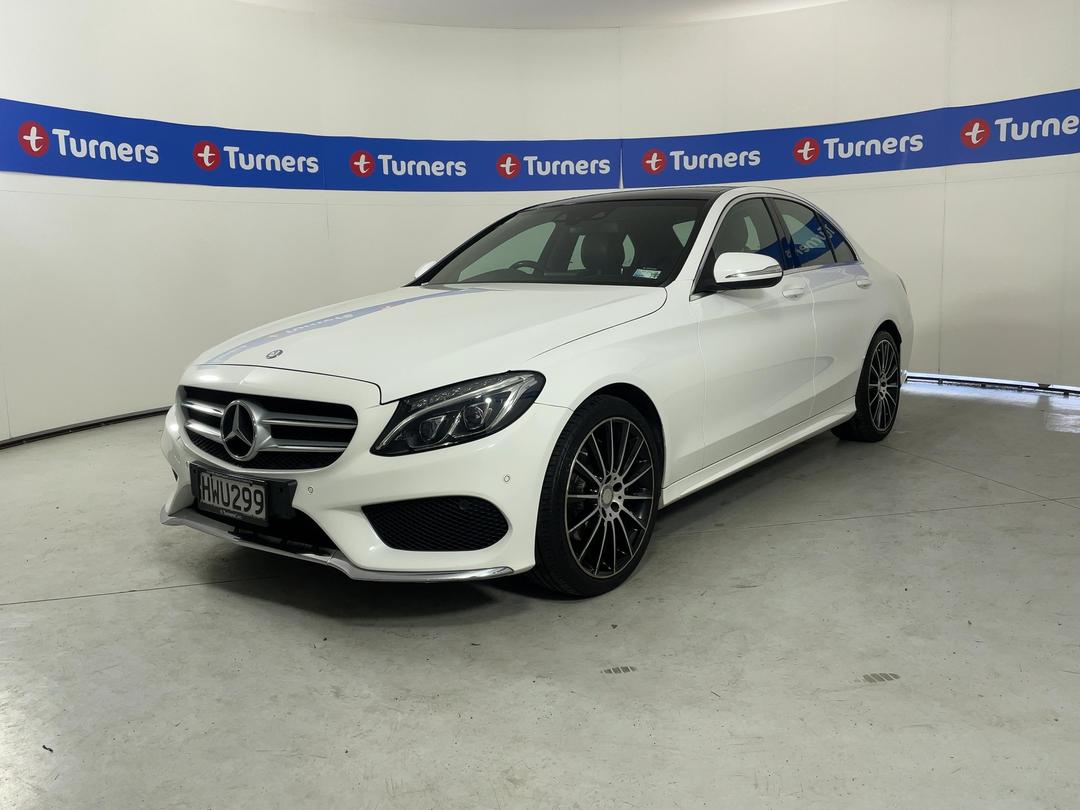 Photo '4' of Mercedes-Benz C-Class