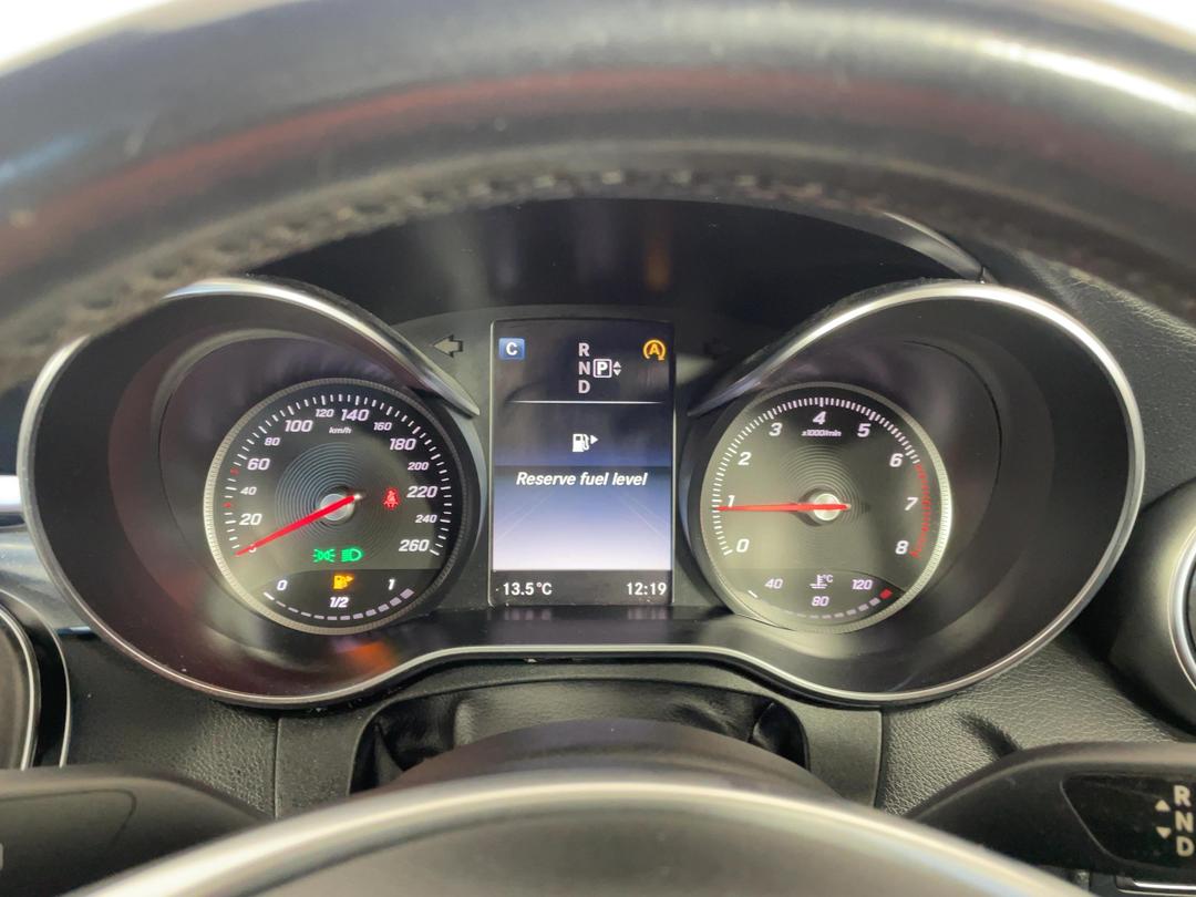 Photo '21' of Mercedes-Benz C-Class