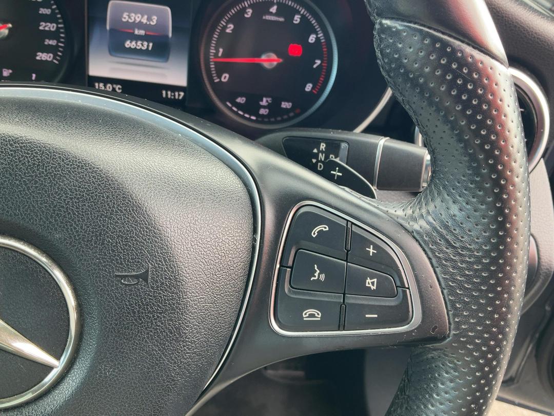 Photo '27' of Mercedes-Benz C200