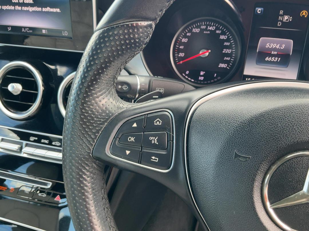 Photo '28' of Mercedes-Benz C200