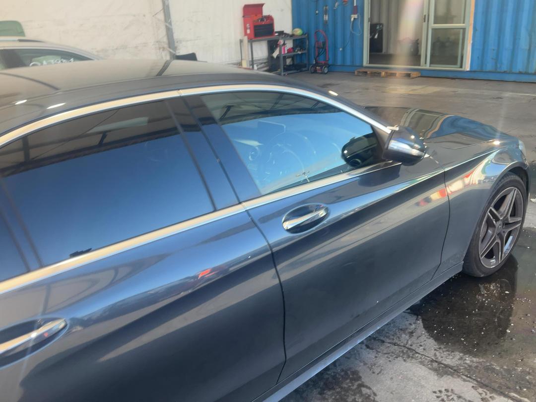 Photo '14' of Mercedes-Benz C250