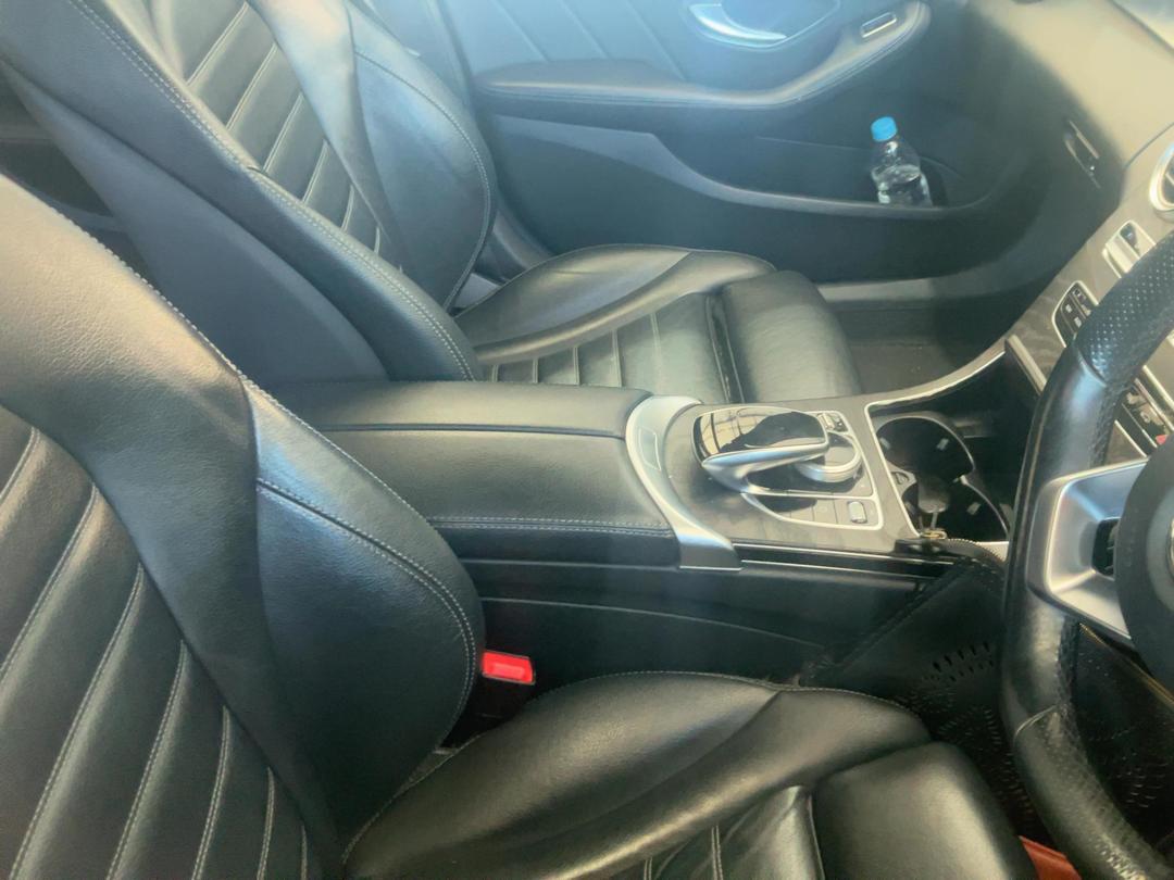 Photo '16' of Mercedes-Benz C250