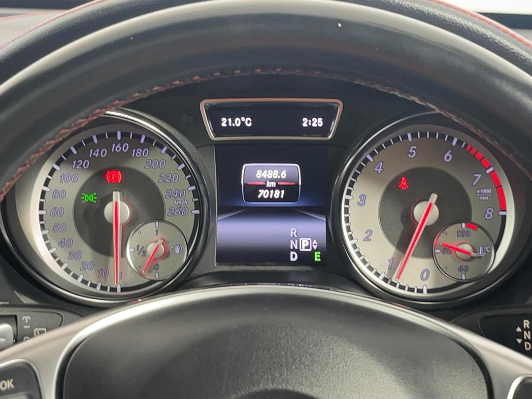 Photo '21' of Mercedes-Benz CLA