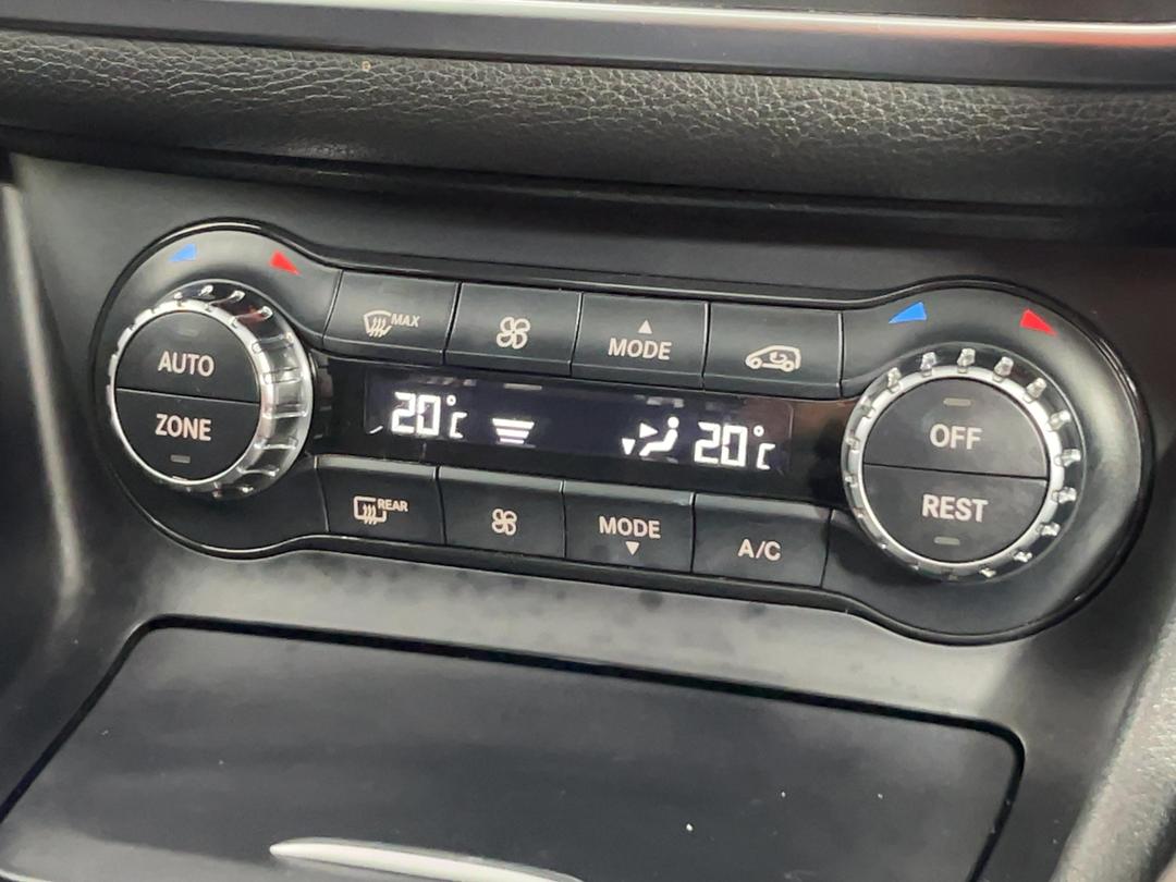 Photo '29' of Mercedes-Benz CLA