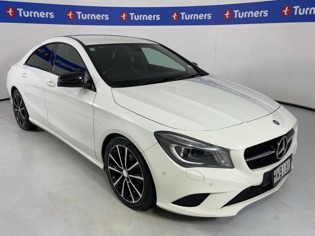 Photo '1' of Mercedes-Benz CLA