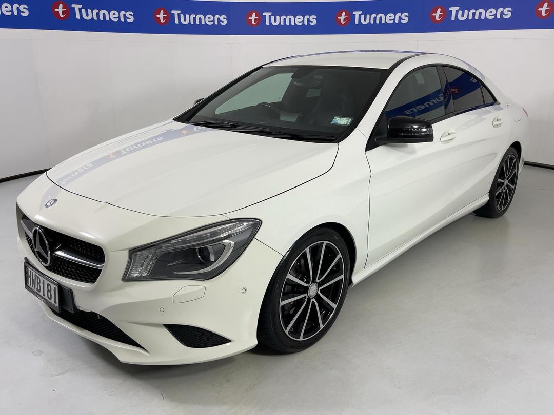 Photo '4' of Mercedes-Benz CLA