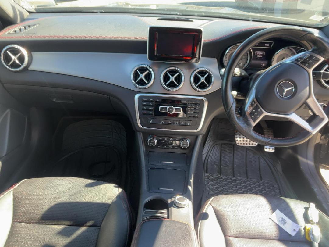Photo '14' of Mercedes-Benz GLA 200 CDI Photo '14' of Mercedes-Benz GLA 200 CDI