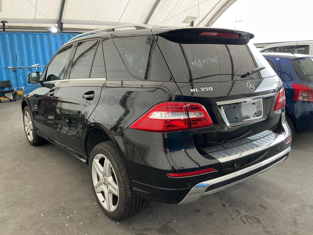 Photo '4' of Mercedes-Benz Ml350 AMG Line Bluetec AUT