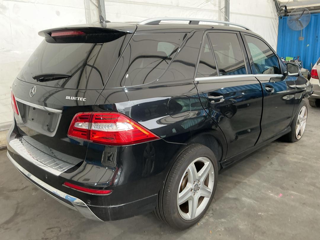 Photo '7' of Mercedes-Benz Ml350 AMG Line Bluetec AUT