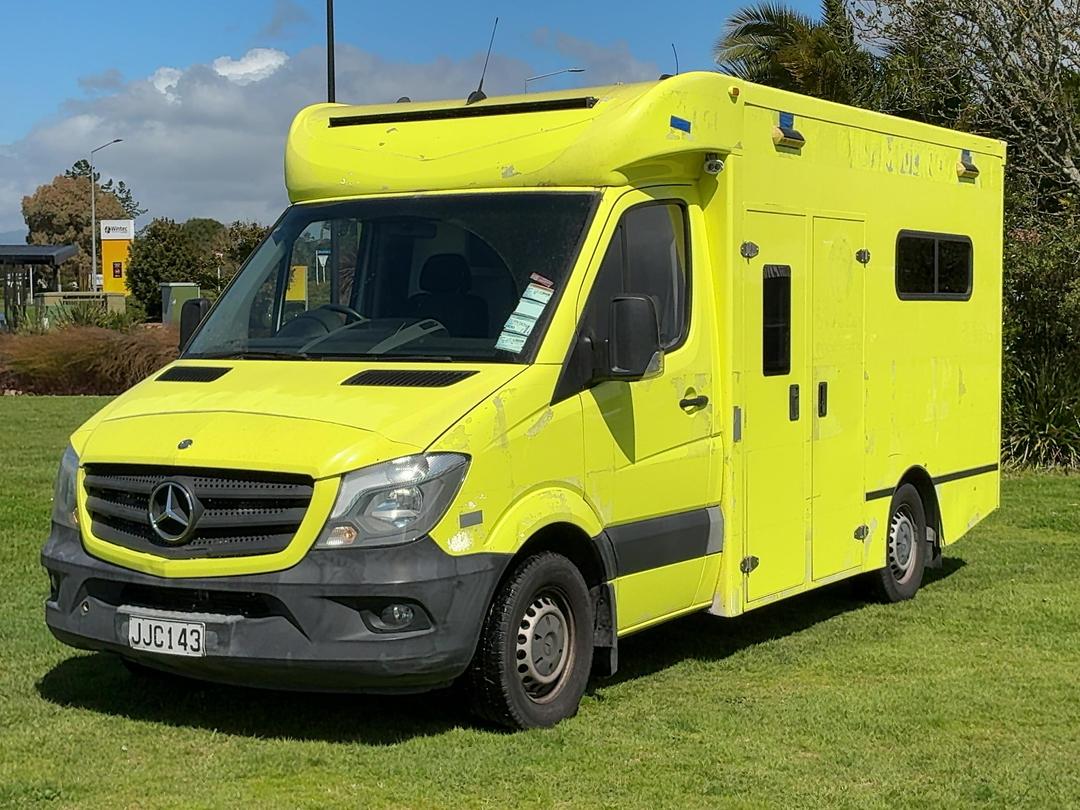 Photo '12' of Mercedes-Benz Sprinter C/C 319 CDI 3665 S Ambulance