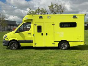 Photo '11' of Mercedes-Benz Sprinter C/C 319 CDI 3665 S Ambulance