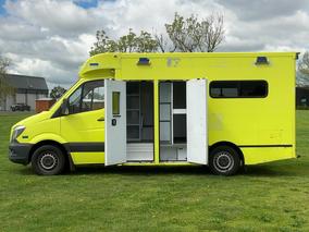 Photo '12' of Mercedes-Benz Sprinter C/C 319 CDI 3665 S Ambulance