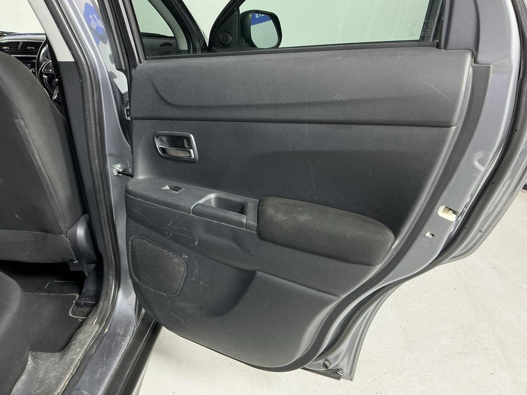 Photo '19' of Mitsubishi ASX