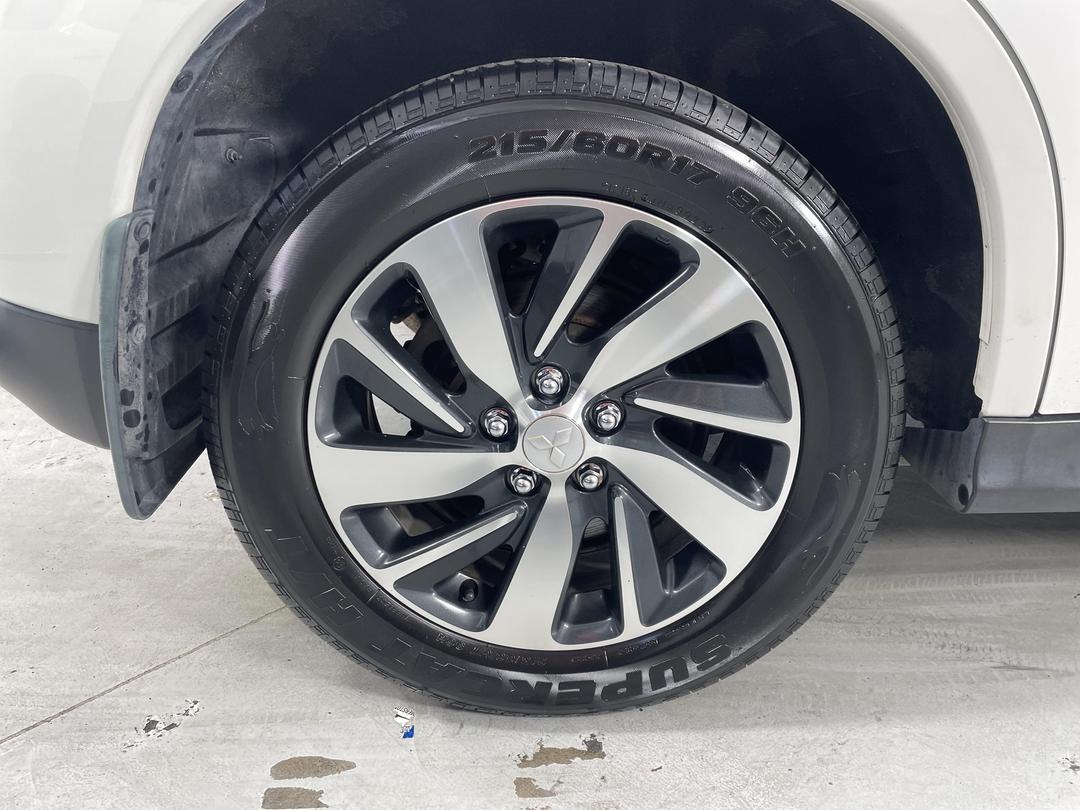 Photo '12' of Mitsubishi ASX