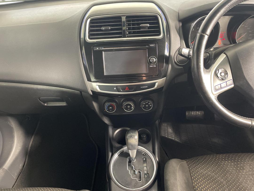 Photo '18' of Mitsubishi ASX