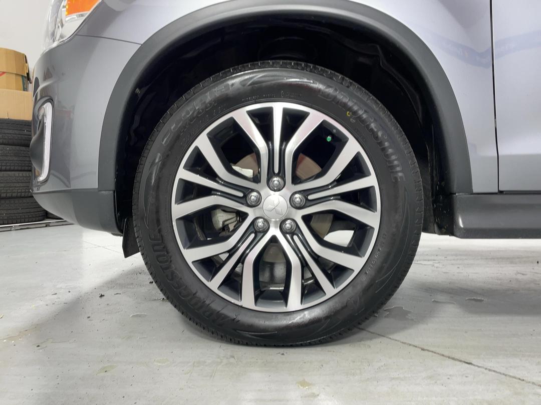 Photo '10' of Mitsubishi ASX