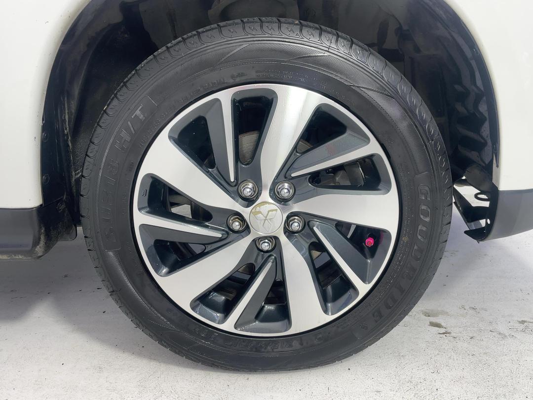 Photo '9' of Mitsubishi ASX