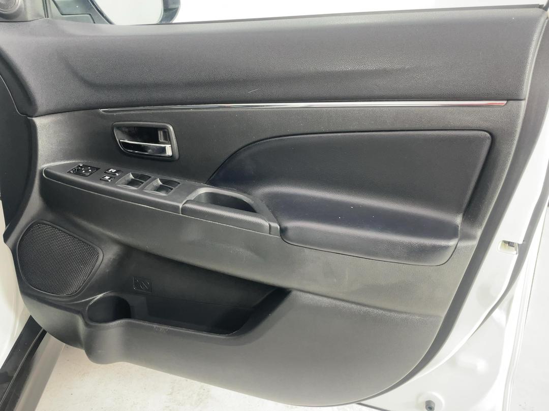 Photo '15' of Mitsubishi ASX