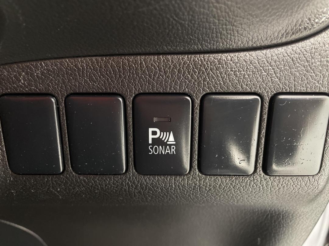 Photo '23' of Mitsubishi Outlander