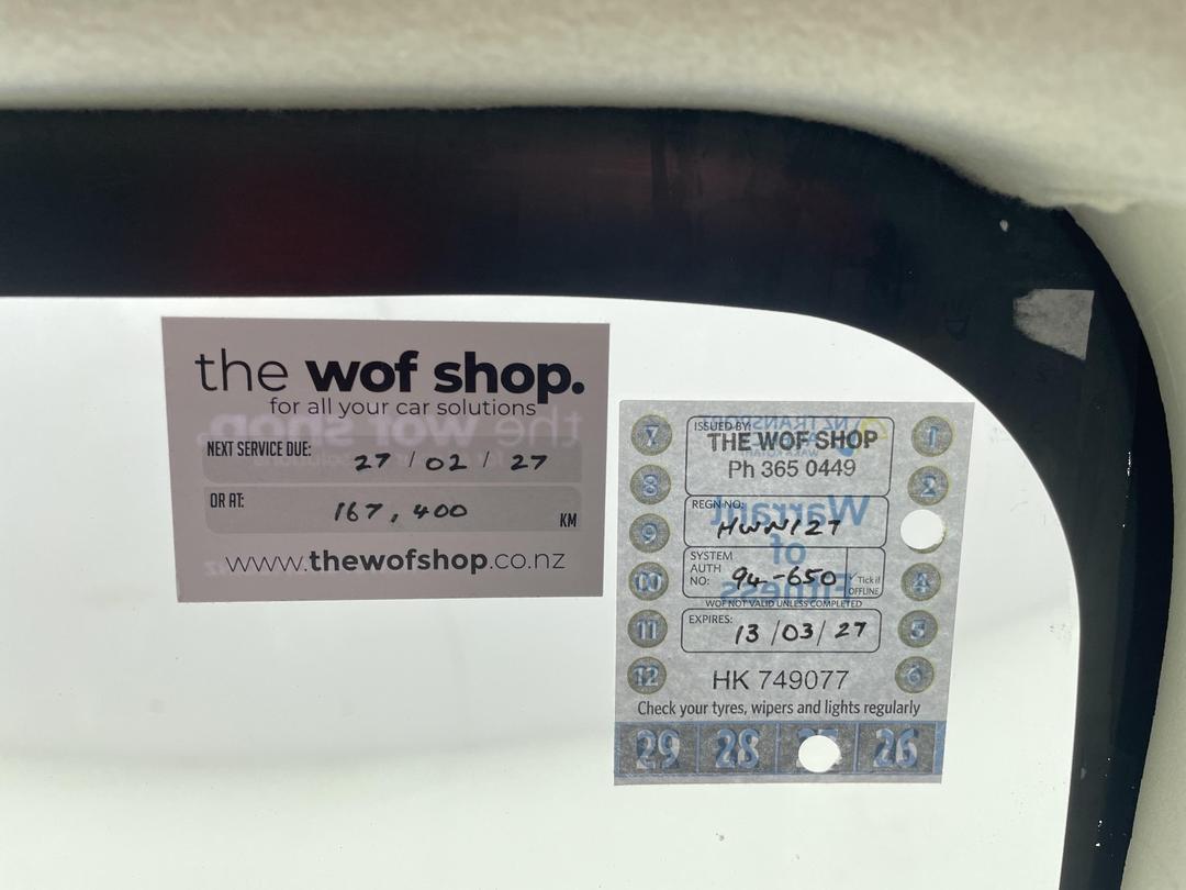 Photo '28' of Mitsubishi Outlander