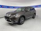 Thumbnail '4' of Mitsubishi Outlander