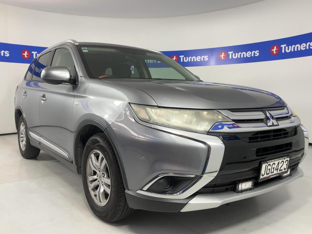 Photo '1' of Mitsubishi Outlander