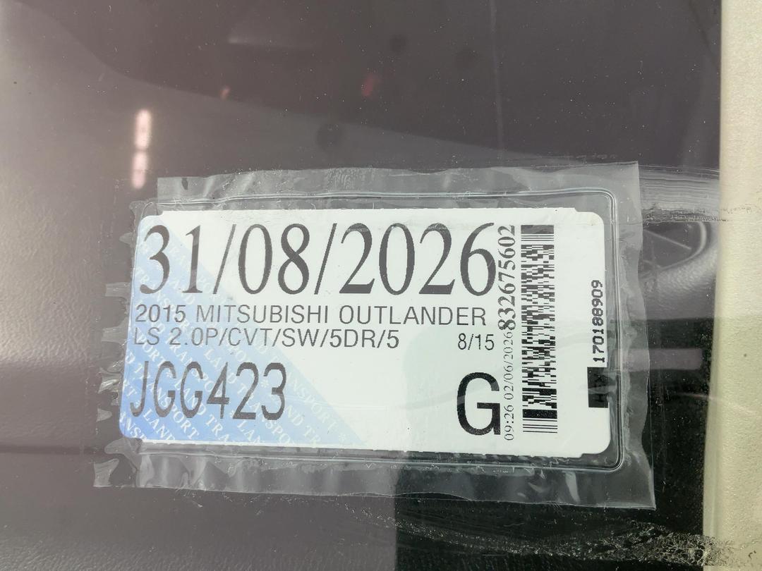 Photo '24' of Mitsubishi Outlander