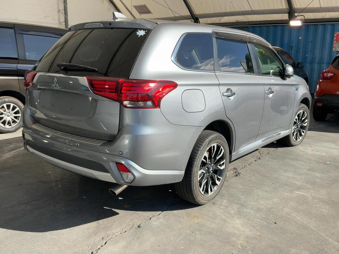 Photo '6' of Mitsubishi Outlander Photo '6' of Mitsubishi Outlander