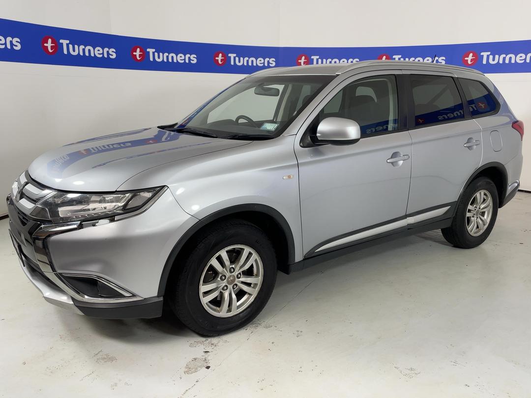 Photo '4' of Mitsubishi Outlander