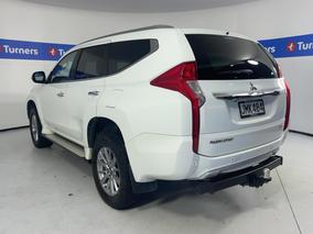 Photo '5' of Mitsubishi Pajero Sport
