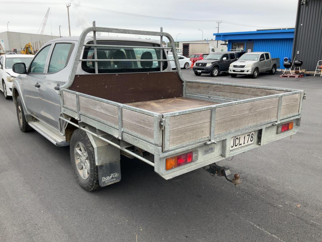 Photo '4' of Mitsubishi Triton Dcab C GLX