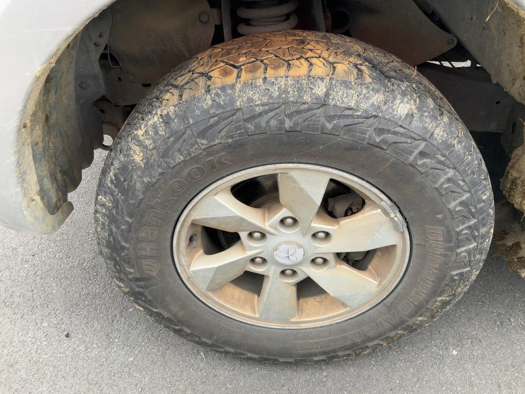 Photo '10' of Mitsubishi Triton Dcab C GLX