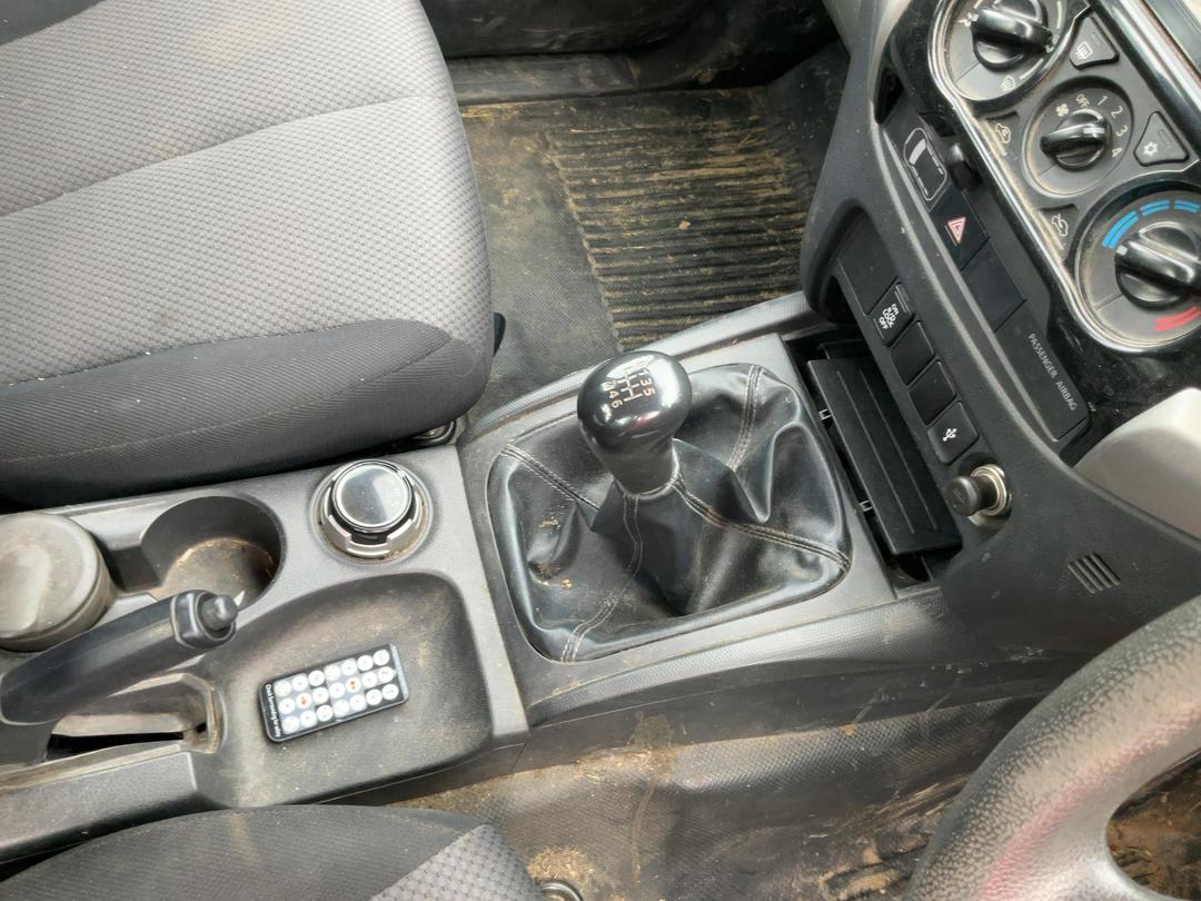 Photo '17' of Mitsubishi Triton Dcab C GLX