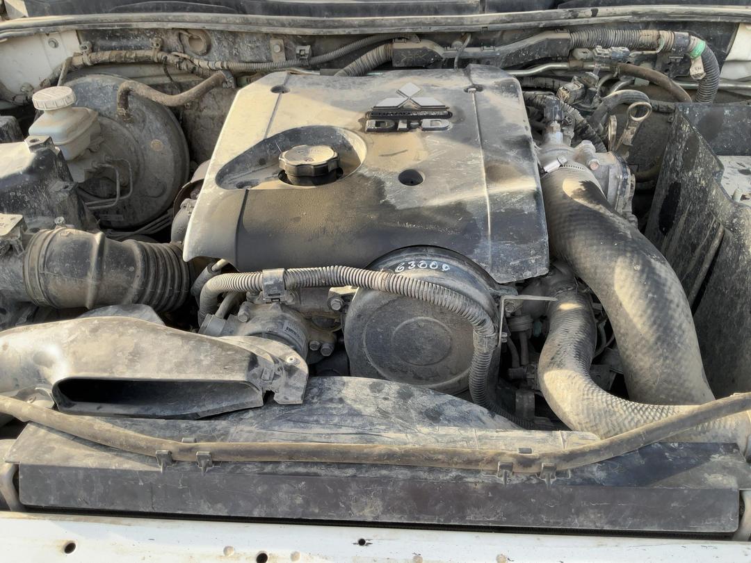 Photo '15' of Mitsubishi Triton