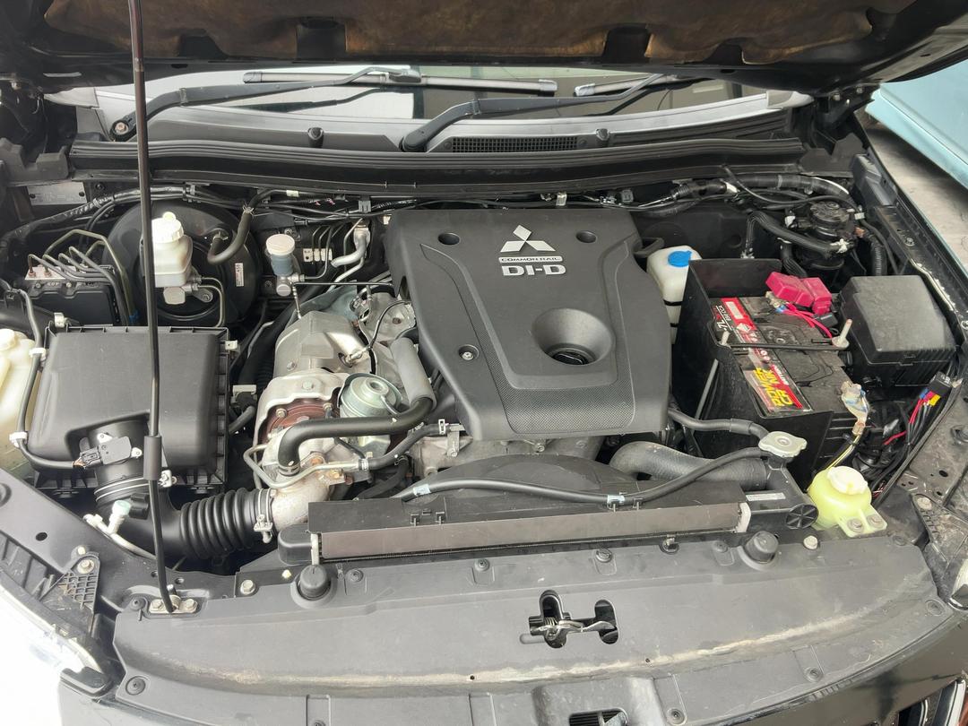 Photo '9' of Mitsubishi Triton GLS