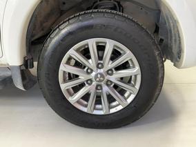 Photo '9' of Mitsubishi Triton