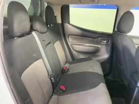 Photo '20' of Mitsubishi Triton