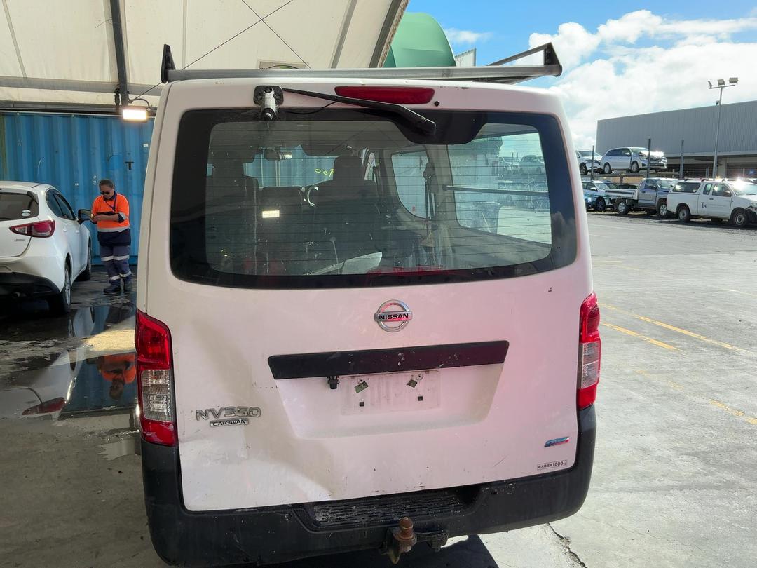 Photo '14' of Nissan Caravan NV350 Photo '14' of Nissan Caravan NV350