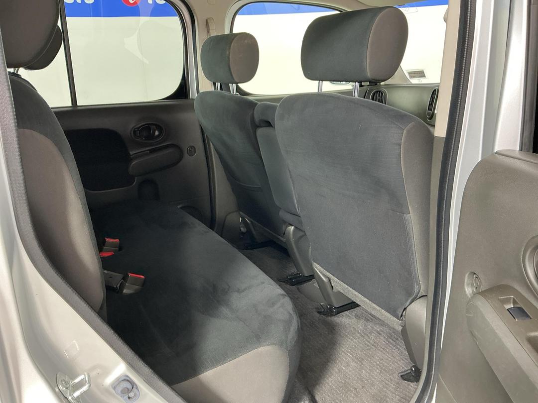 Photo '20' of Nissan Cube