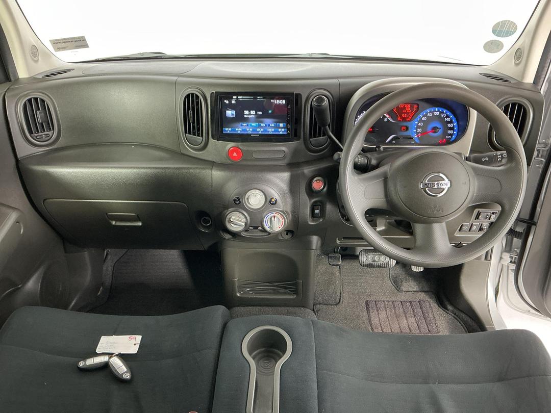 Photo '17' of Nissan Cube