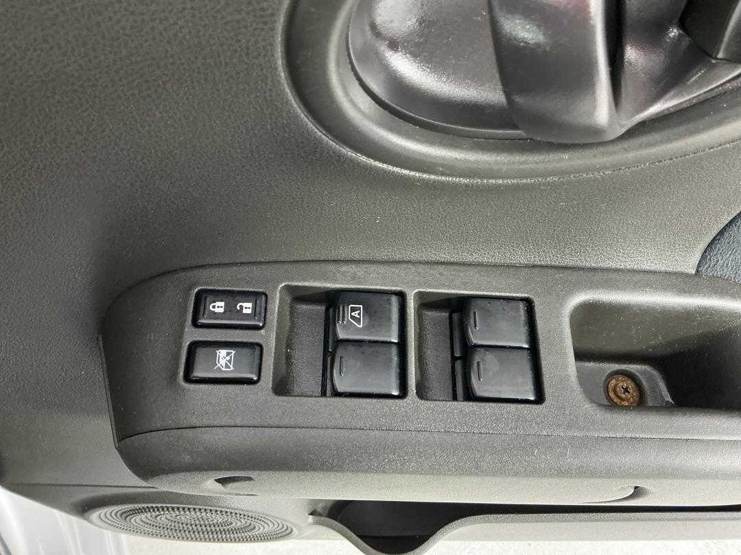 Photo '23' of Nissan Cube