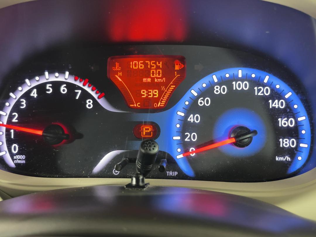 Photo '21' of Nissan Cube