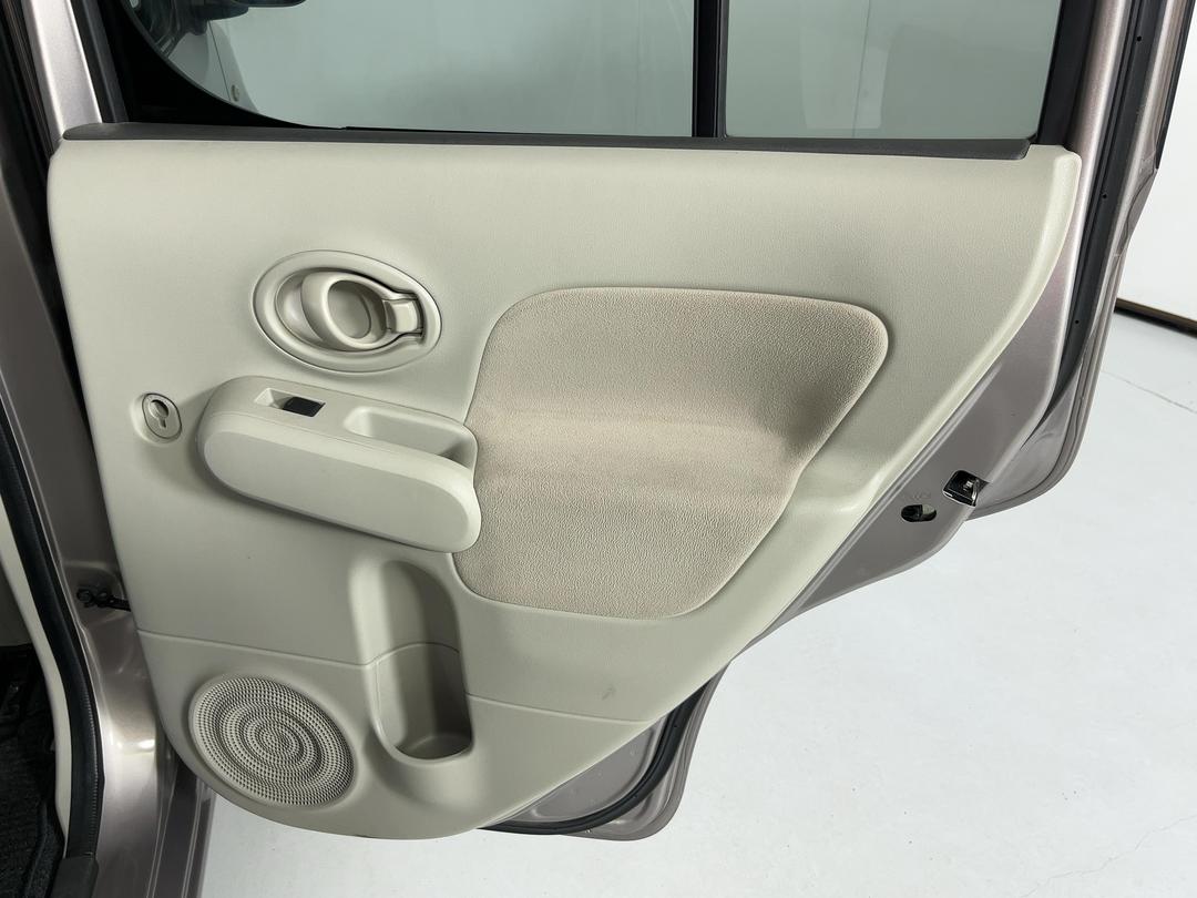 Photo '19' of Nissan Cube
