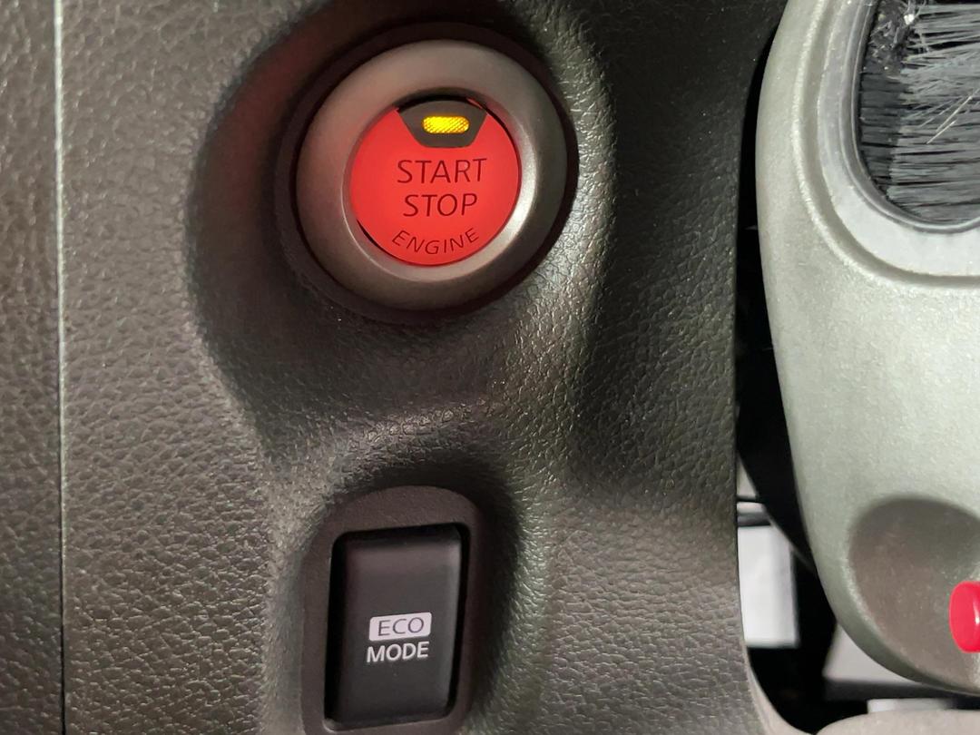 Photo '25' of Nissan Cube