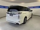 Thumbnail '7' of Nissan Elgrand