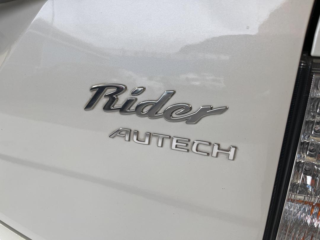 Photo '26' of Nissan Elgrand