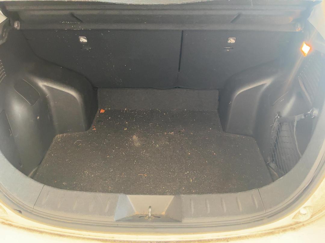 Photo '7' of Nissan Leaf Zero Emission