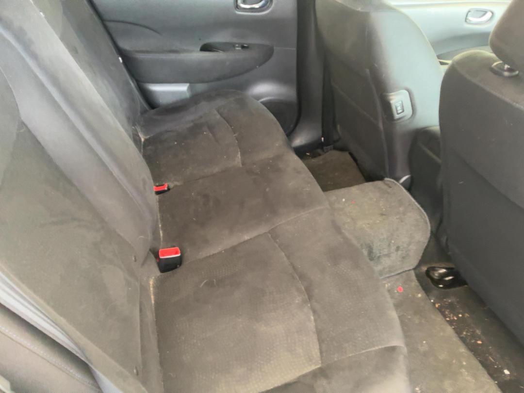 Photo '10' of Nissan Leaf Zero Emission