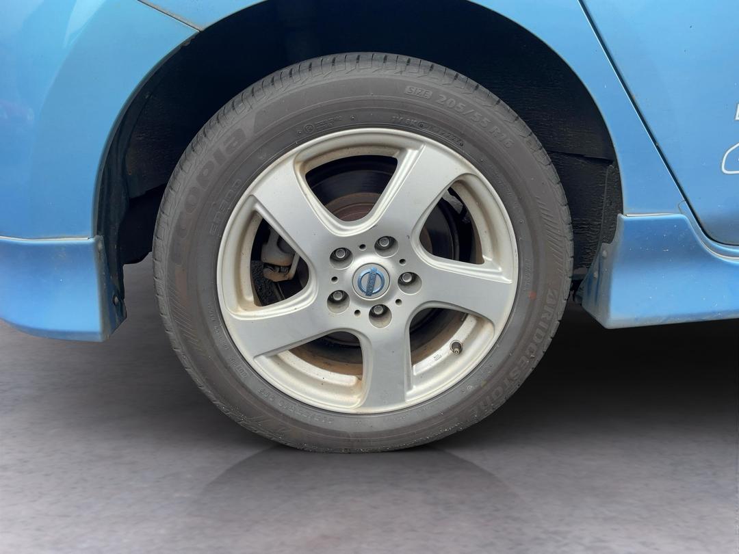 Photo '10' of Nissan Leaf Photo '10' of Nissan Leaf